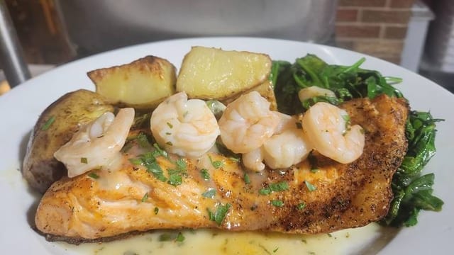Grilled Salmon Catering.