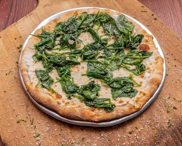 Spinach Pizza.